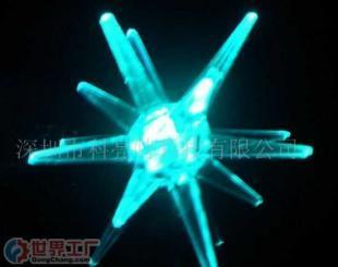 草坪灯 点亮绿色庭院的静谧夜光